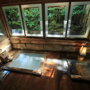 kinokuniya-yusenkan-hotel.hotelshakone.com/